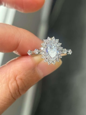 1.168ct Прекрасное овальное кольцо с выращенным в лаборатории белым бриллиантом DEF VVS PT950 EX